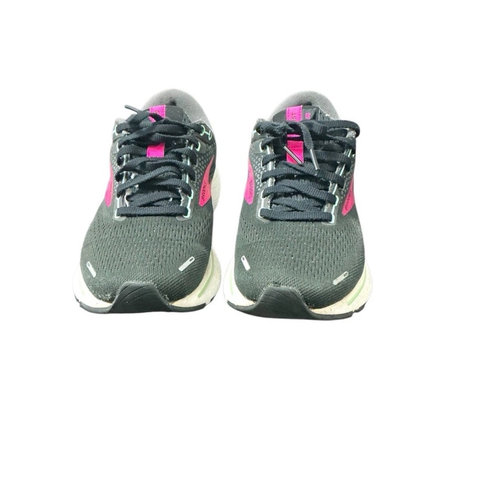 Brooks Women's Black and Pink Athletic Running Shoes used yes Size 6.5 D Wide